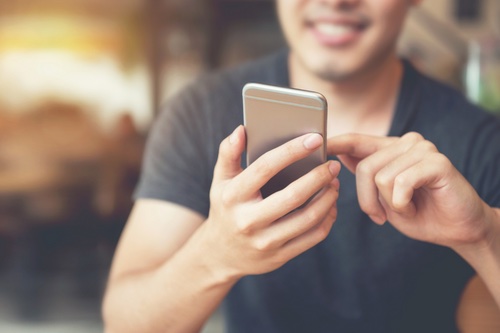 How to Take a Screenshot on an iPhone