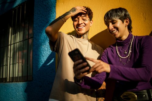 Chatr Mobile Review: Plans, Coverage, and Pricing