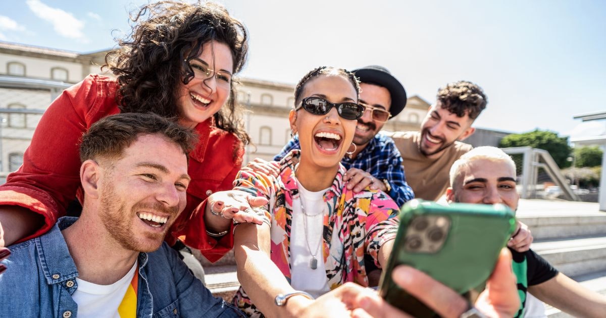 What Is Fido’s Refer a Friend Program? WhistleOut