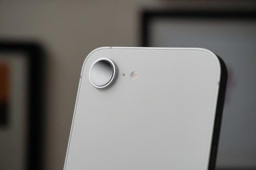 iPhone 17e's 48-megapixel Fusion camera.