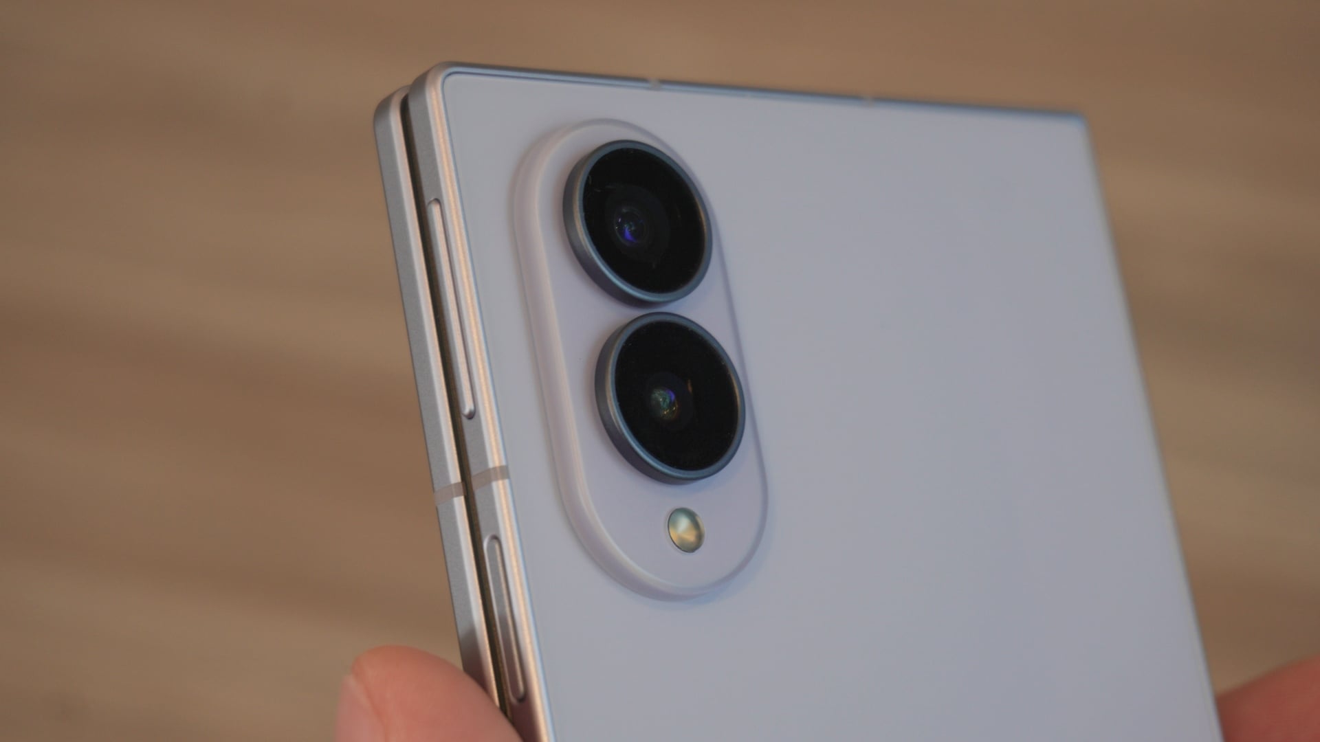 Galaxy Z Fold8 has been downgraded to a dual 50MP camera array. Galaxy Z Fold8 has been downgraded to a dual 50MP camera array.